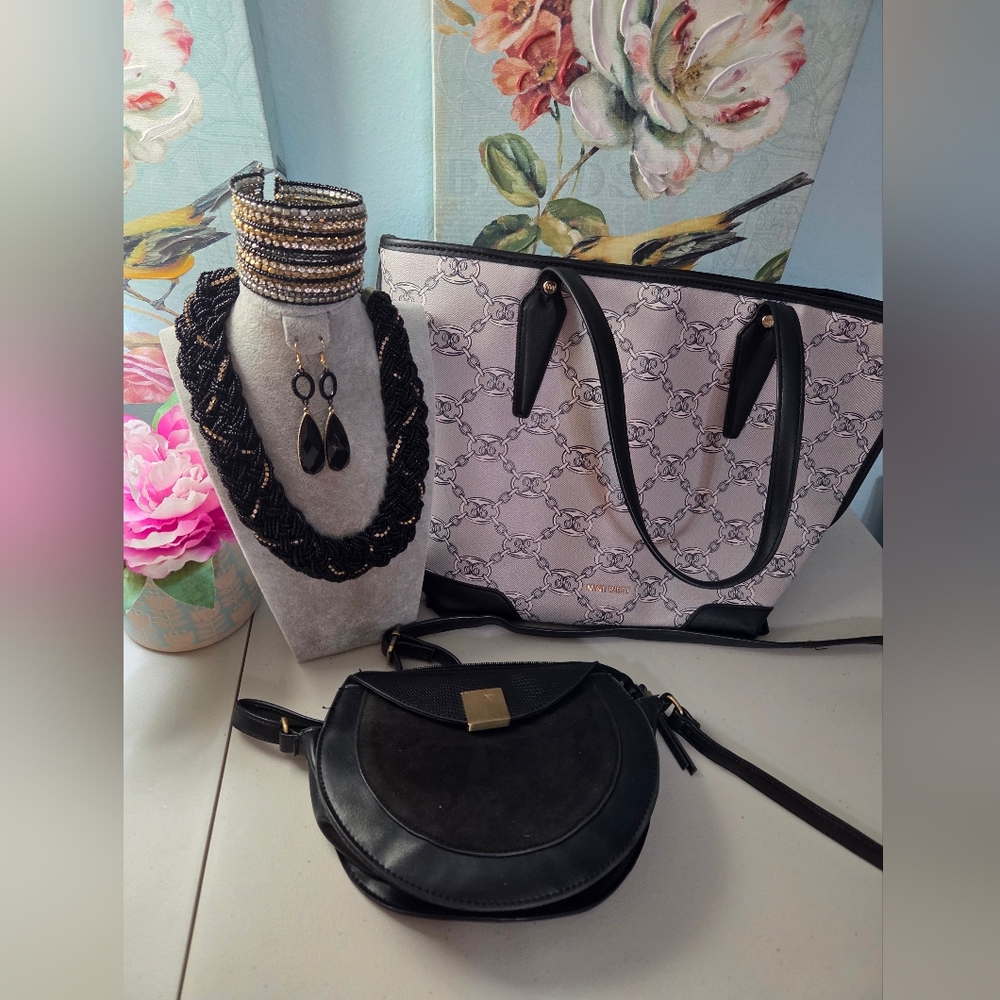 5 Piece Bundle Lot Set - Black, Gold, Silver Tones